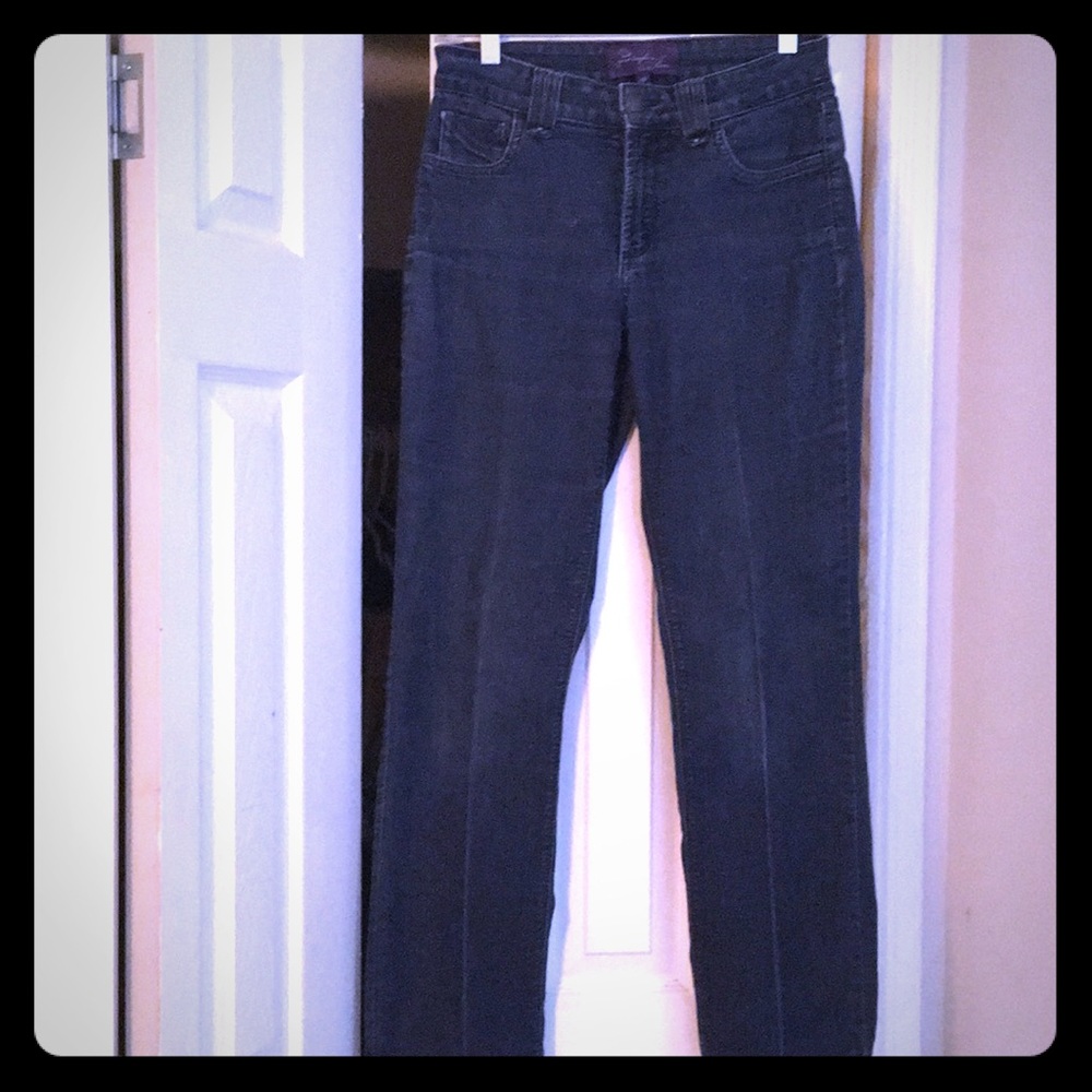 Not your daughter’s Jeans -4p